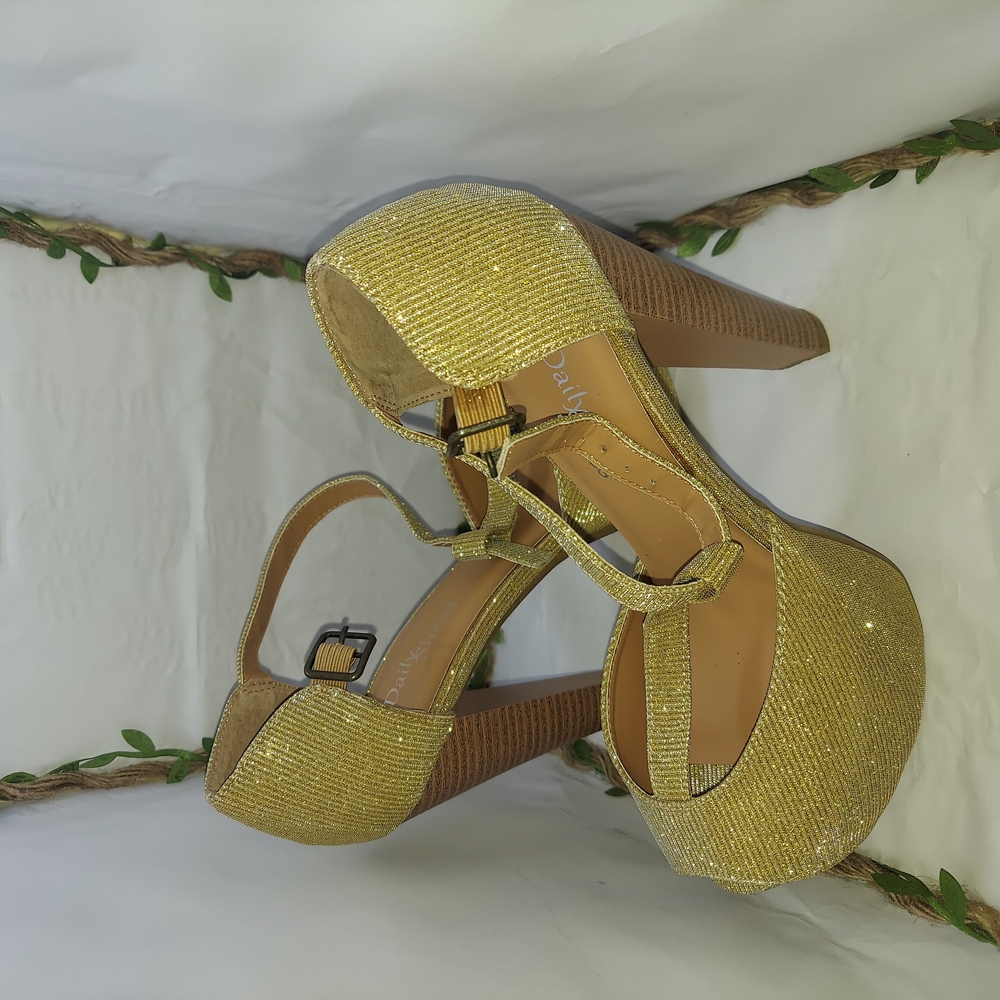 Elegant Gold Heels with Ankle Strap